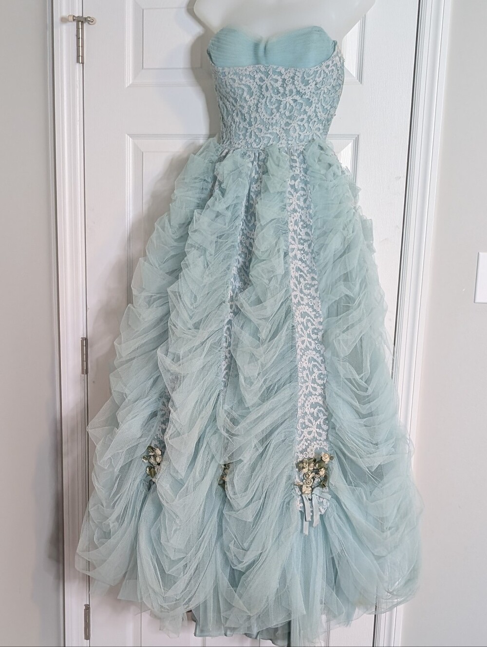 Vintage 1950s Dust Blue Strapless Ruffled Tulle Prom Dress Small See Description